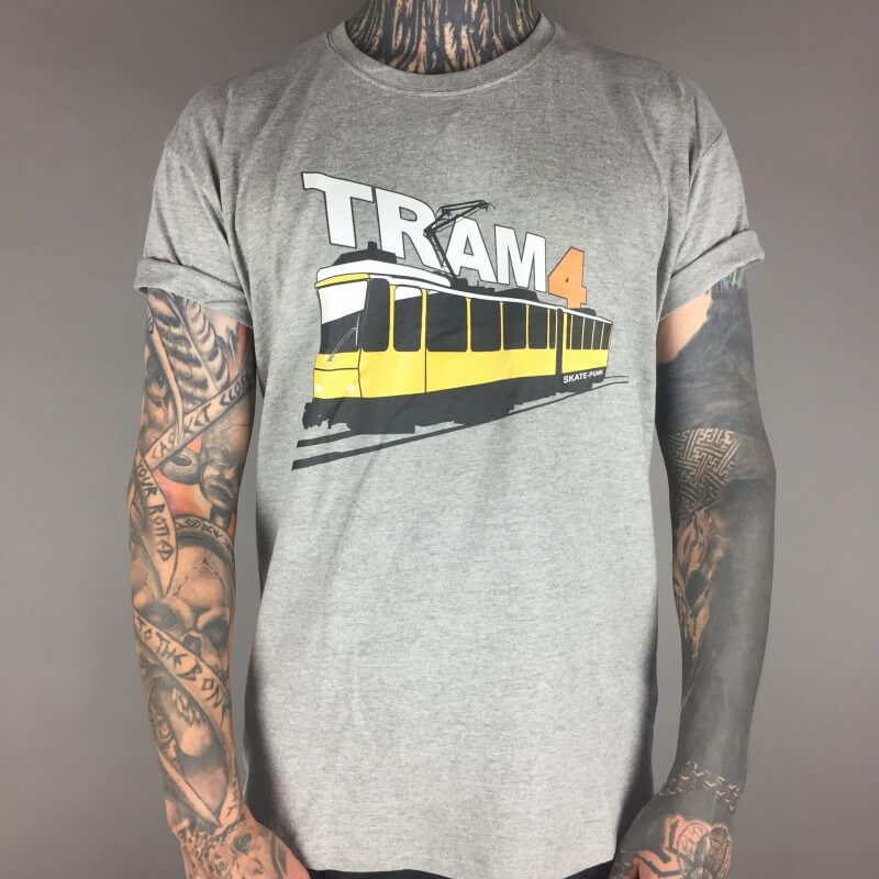 tram 4 tram